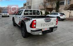 تويوتا هايلوكس